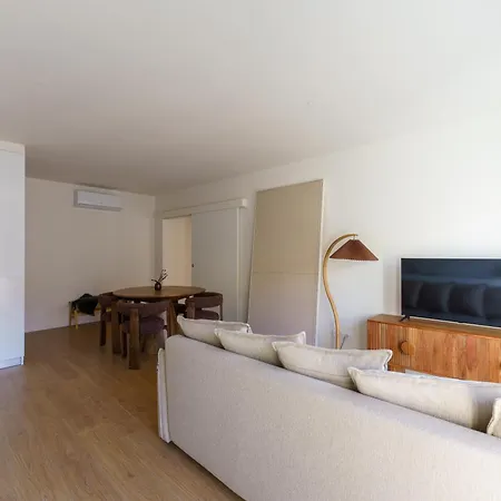 Prime Living - Anjos 아파트